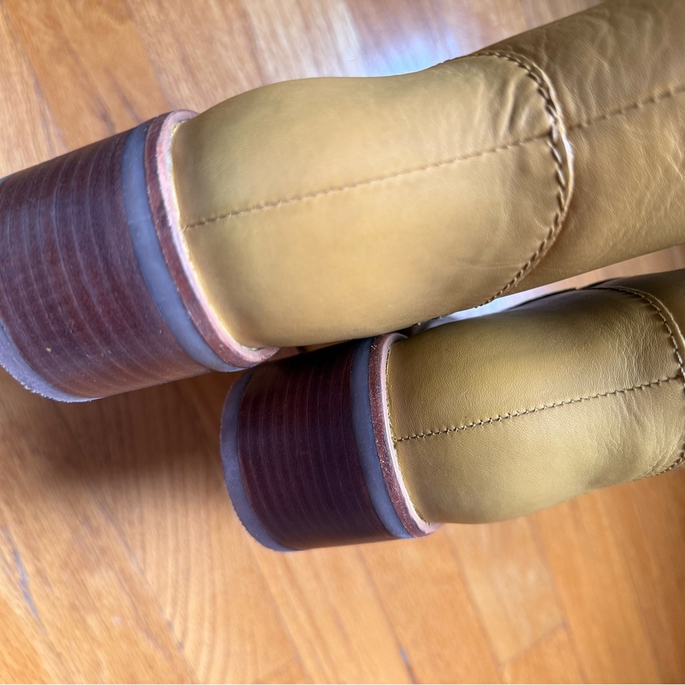 NWT Frye Camryn Leather Tall Boots in banana - Picture 6 of 13
